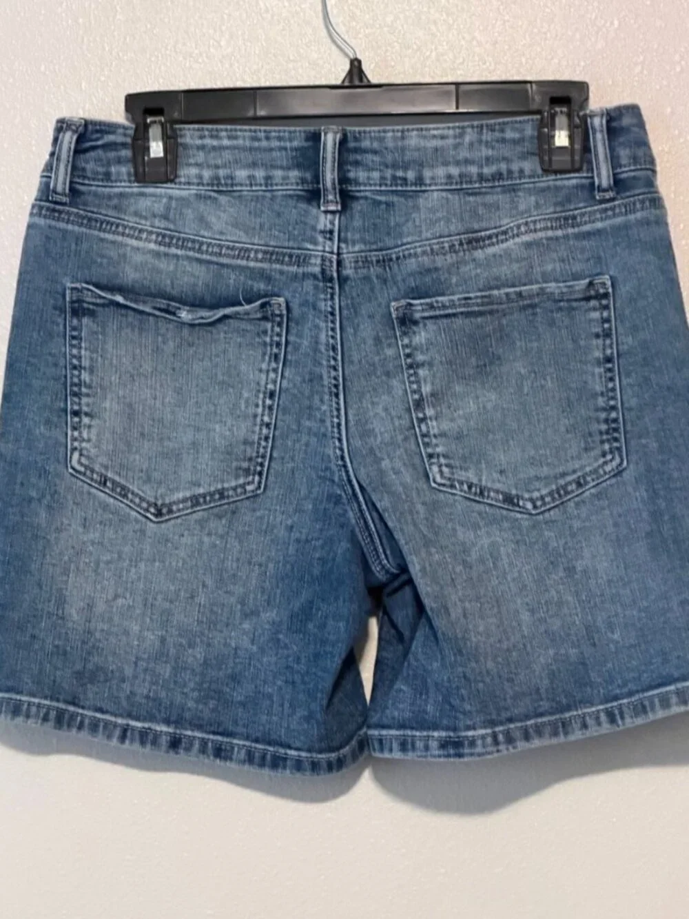 Distressed Denim Jean Shorts with Pattern Pockets